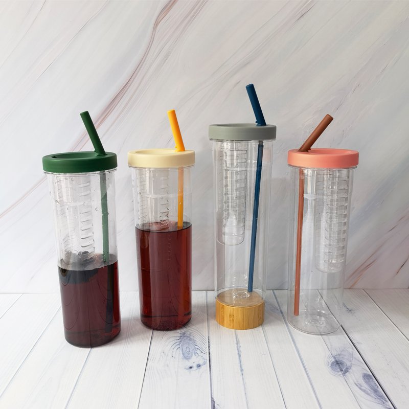 BPA Free Eco-friendly 16 oz Reusable Clear Coffee Plastic Cups Fruit Infuser Water Bottle With Straw