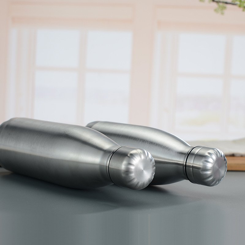 Wholesale 500ml 750ml 1000ml stainless steel insulated vacuum flasks water bottle custom made sport water bottle bulk
