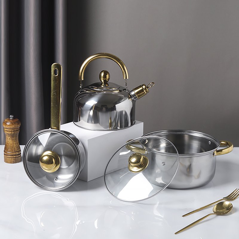 Large nonstick cookware set