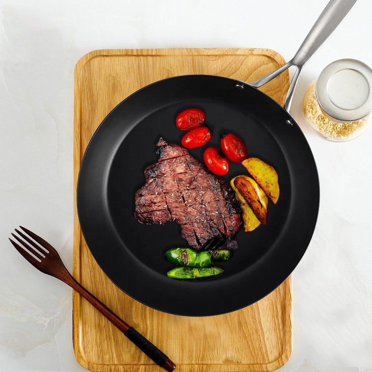 Chinese Cookware Set preseason Carbon Steel Fry Pans With Aluminum Alloy Handle
