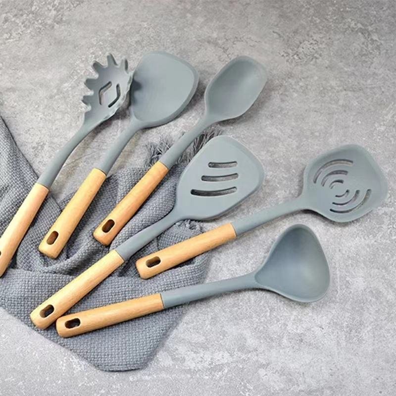Hot Sale 6 Piece Cooking Tools Silicone Kitchen Utensils Kitchen Utensils Set with Wooden Handles Cooking Tools set