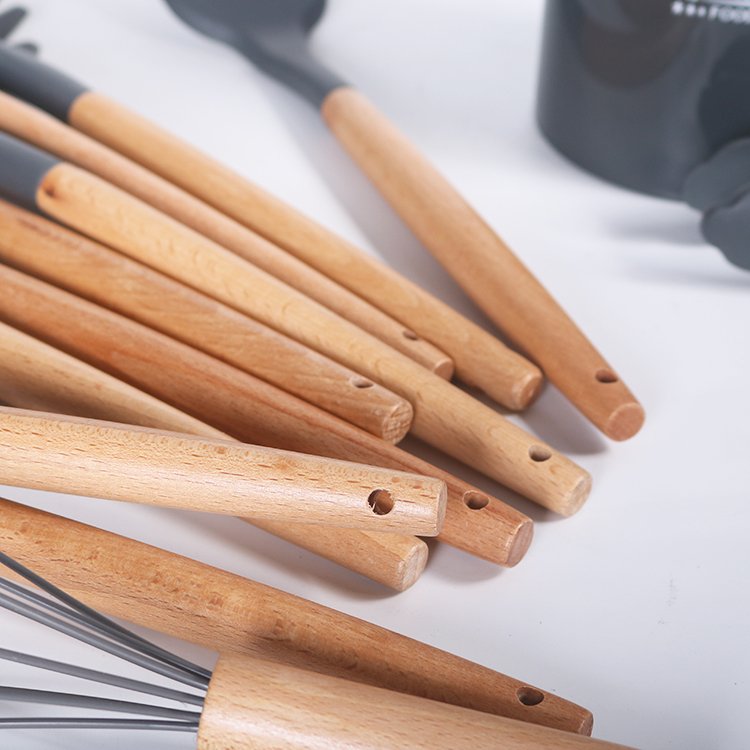 High Quality Hot Sale Sillicon Kitchen Utensils Set Wooden Kitchen Cookware Set
