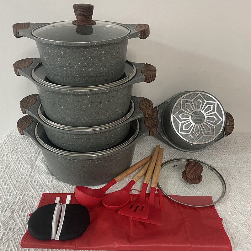 Die Cast Aluminum high strength 17 Pieces Cookware set Non-stick Soup & Pot Cookware set