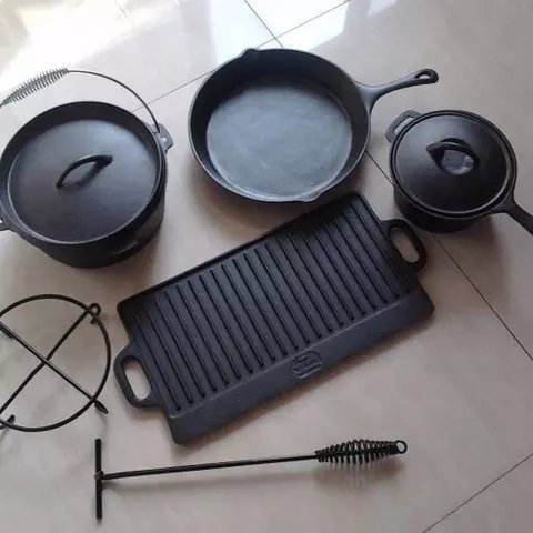 New Wholesale high quality kitchen non stick cast iron enamel cookware casserole cookware set