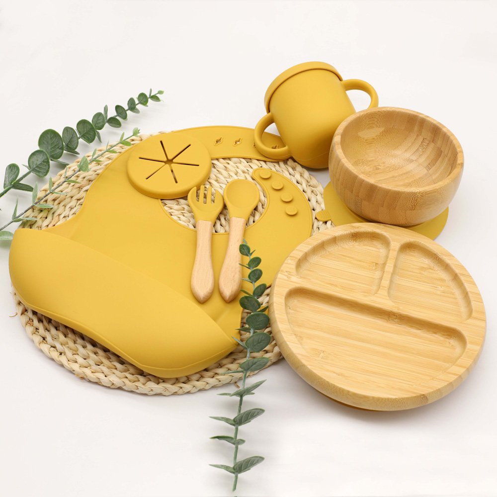 2023 New product Bamboo Dinner Plate Bowl with suction cup 2-in-1 water cup bib Wooden spoon fork dinnerware set