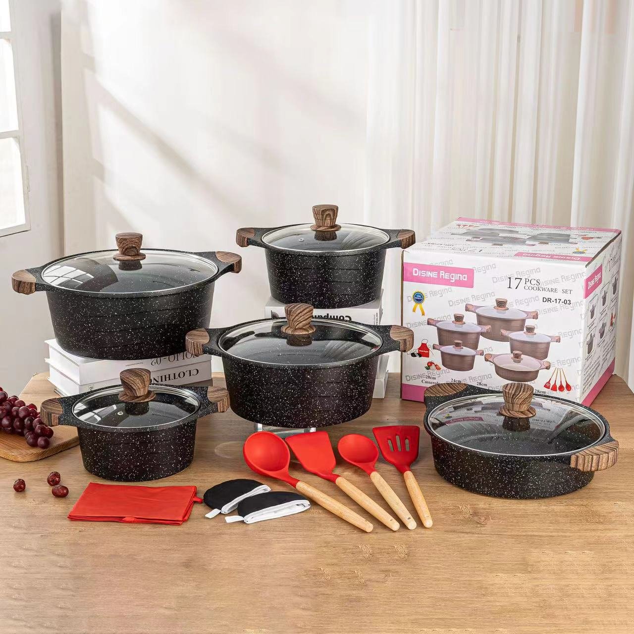 USA Hot selling 17 pieces Panelas Cookware Set Wooden Handle Wedding,Camping Soup Milk Cooking Pot Set Cookware sets for Sale