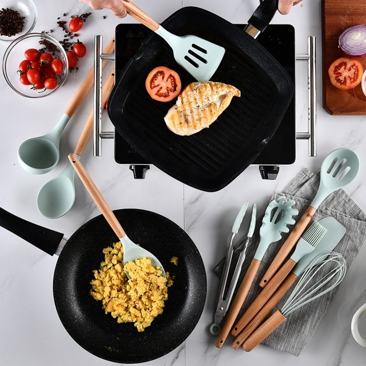 JHY China 12pcs Hot Selling Wooden Handle Silicone Kitchen Cookware Cooking Utensils Set