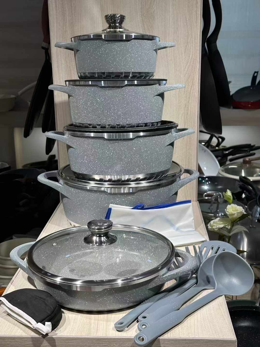 2025 Stainless Steel 10 pcs Sets Casserole Kitchenware Cookware Sets Cooking Pot Set