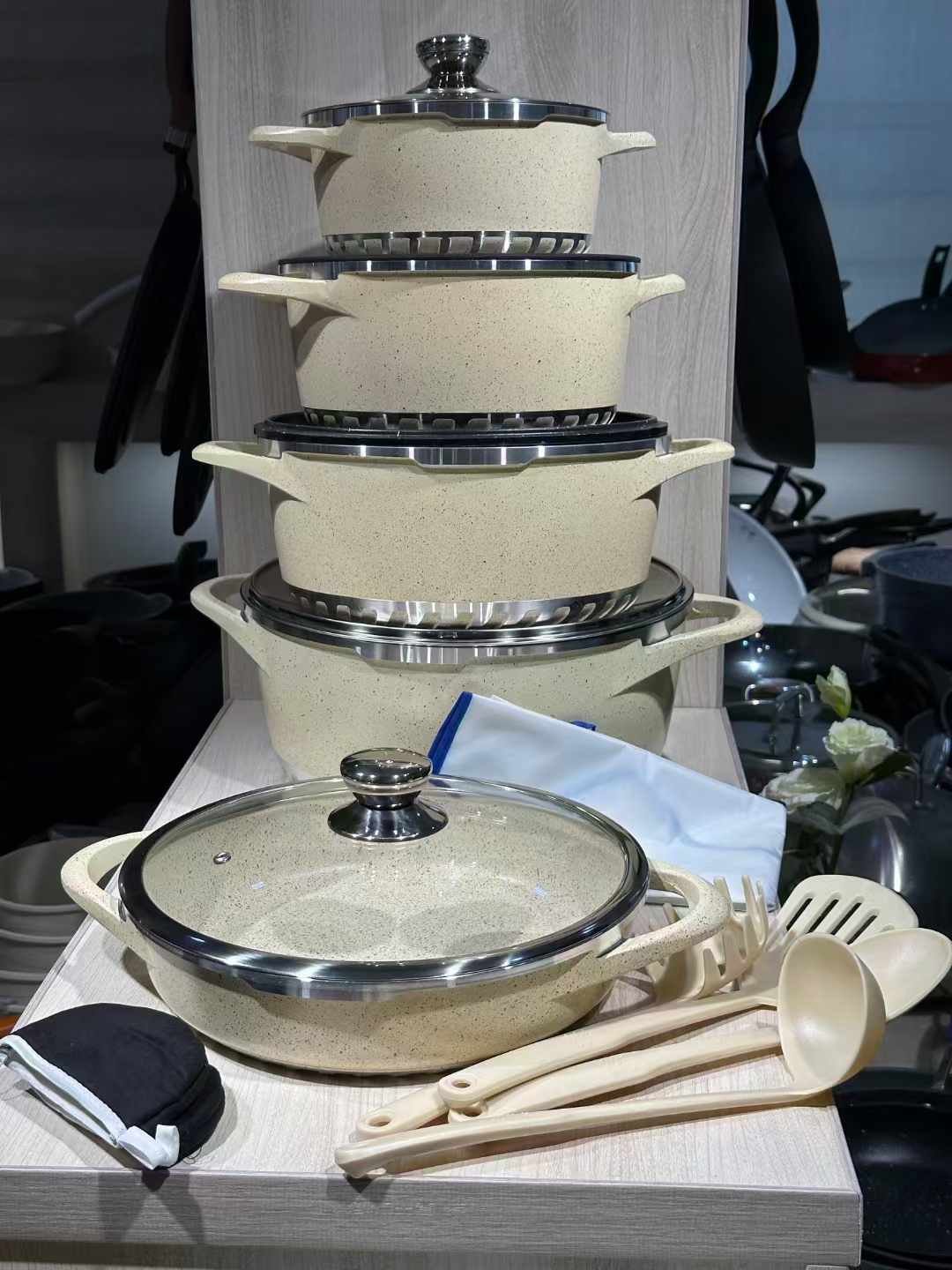 2025 Stainless Steel 10 pcs Sets Casserole Kitchenware Cookware Sets Cooking Pot Set
