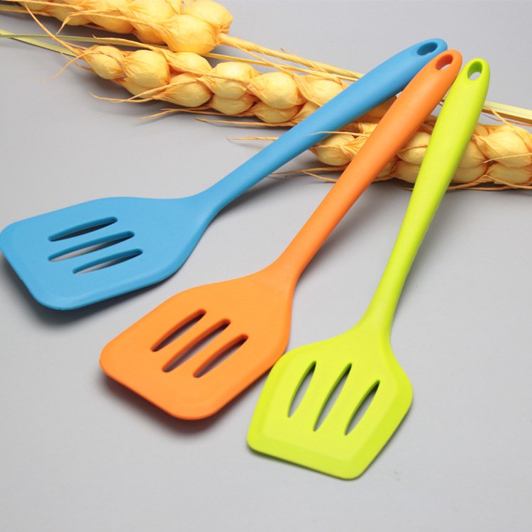 Kitchen Cookware Sets Silicone Spatula Turner for Nonstick Cookware Cookie Spatula Egg Spatula Turner