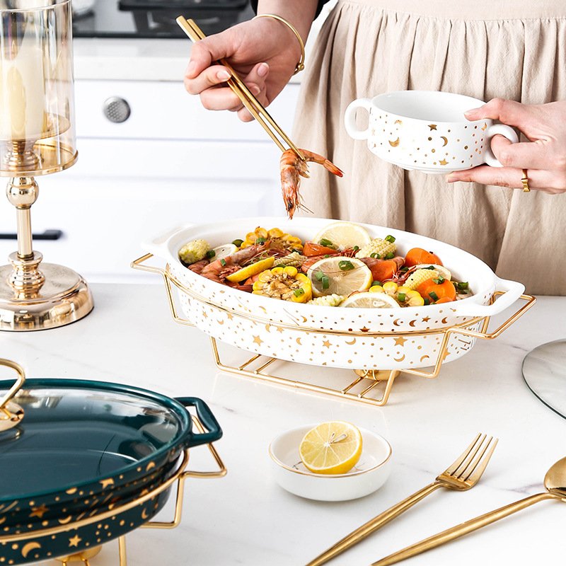 Luxury Golden Design Oval Ceramic Baking Tray With Golden Stand And Glass Lid Restaurant Cookwares Set Chaffing Dish