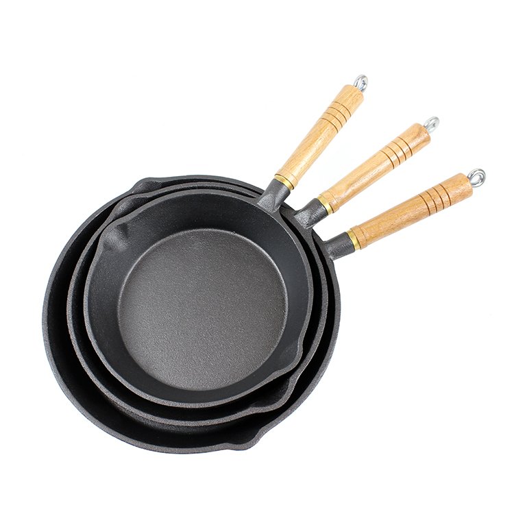 Pre-seasoned Single fry pan 3pcs set cheap custom round frying pan cast iron skillet with wooden handle