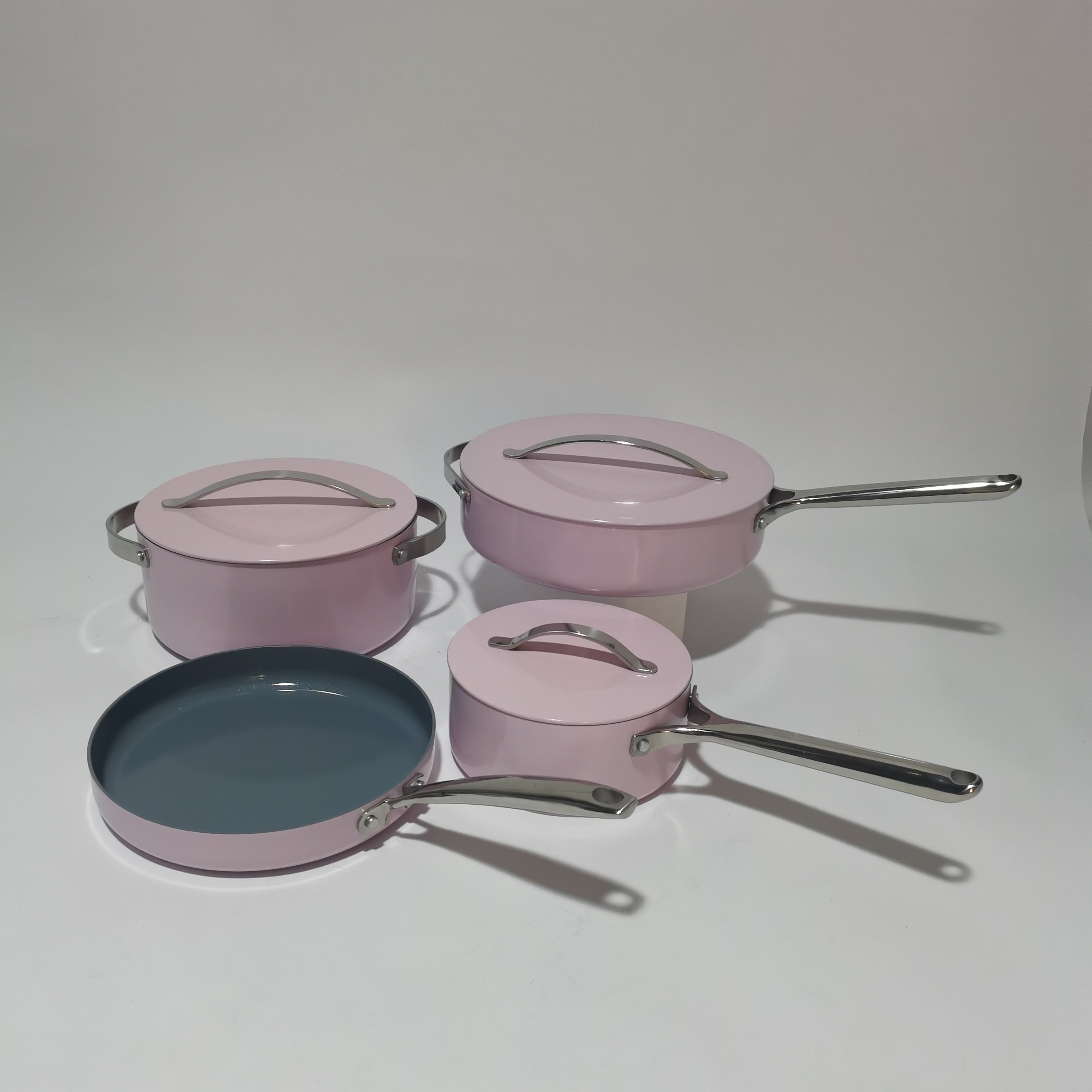2023 Hot Selling Aluminum Non Stick Ceramic Inner Coating Frying Pan Cookware Set with Alu. Flat Lid