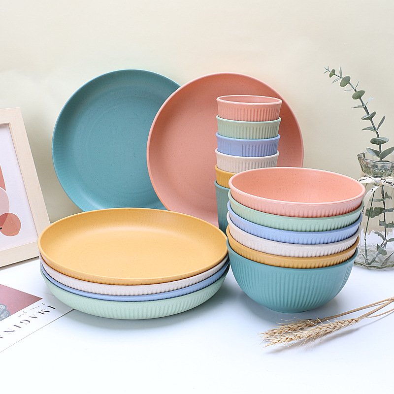 18pcs Reusable Kitchen Cups Plates And Bowls Sets Dishwasher Microwave Safe Wheat Straw Dinnerware Sets