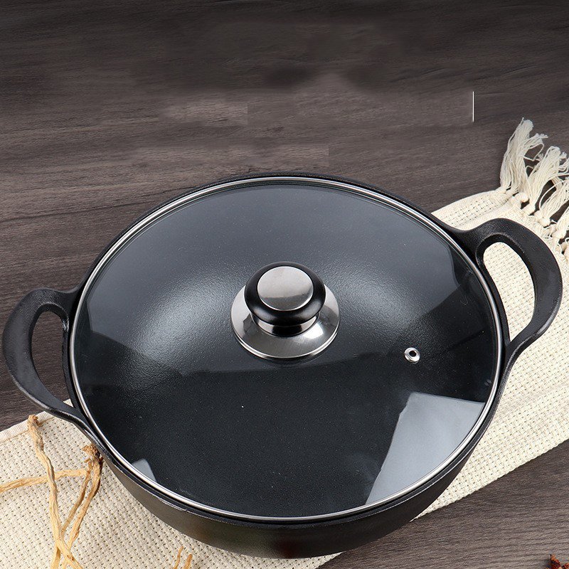 Cast Iron Soup Pot With Wooden Lid Balti Dish With Wide Loop Handles 3 Quart Casserole Cookware