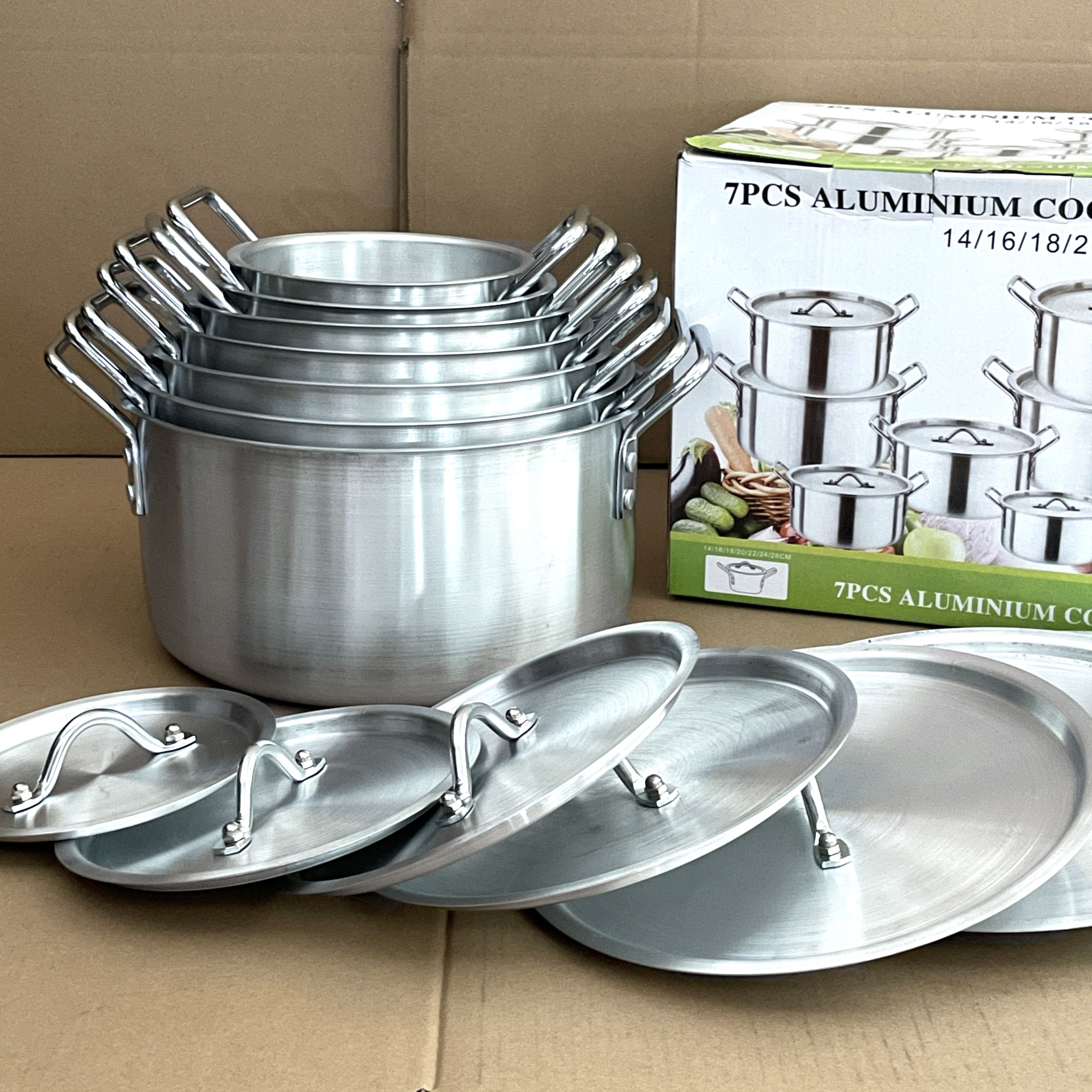 High Quality 14-Piece Non-Stick Aluminum Cookware Set Large Capacity Classic Design Handles 14-26CM Soup Pots Lids