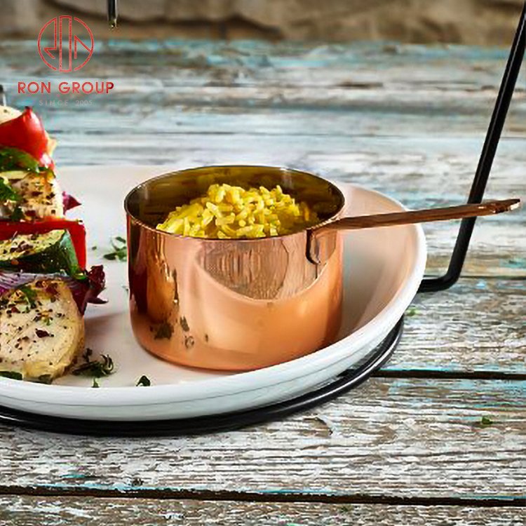 High quality hot sell 304 Stainless Steel sauce containers handle copper dipping sauce pot nonstick cookware sets