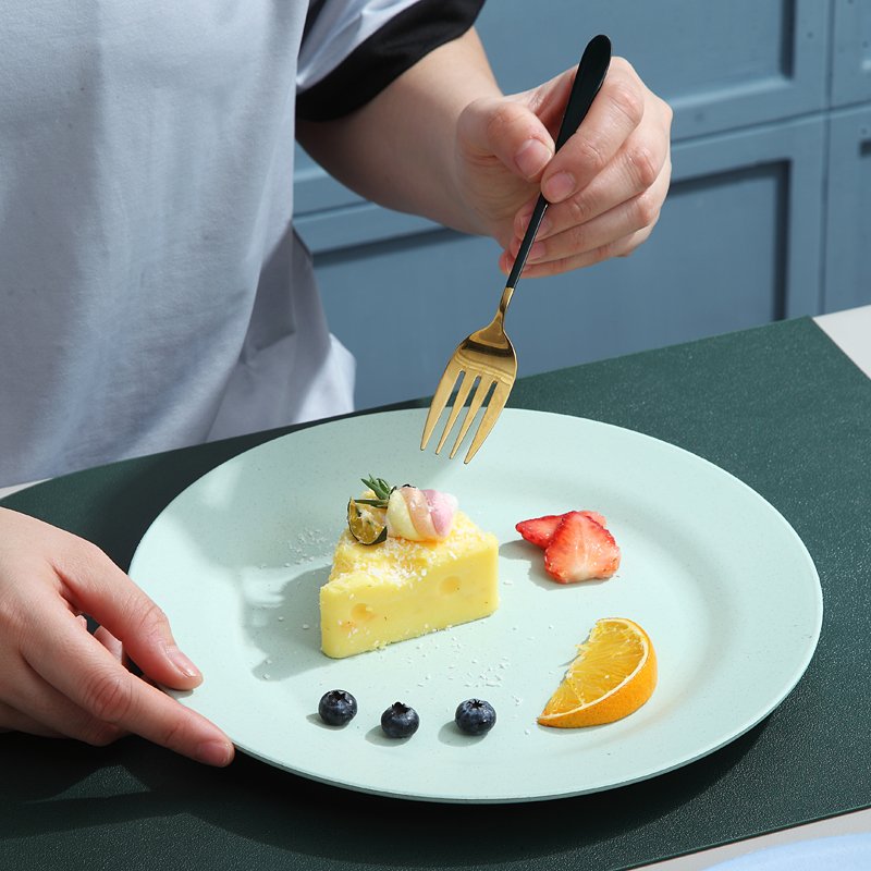 Eco Friendly Reusable Biodegradable Tableware Dishes & Plates Wheat Straw Dinnerware Plastic Plate Set