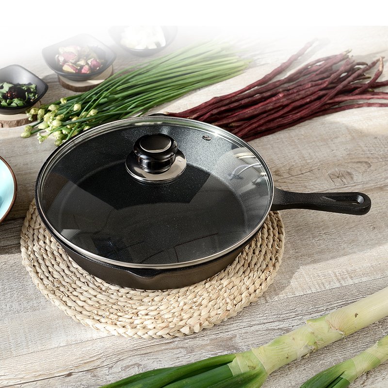 Hot Selling Ready Stock 6/8/10/12 inch Classic Cast Iron Fry Pan Cooking Skillet Pan Set with Lid