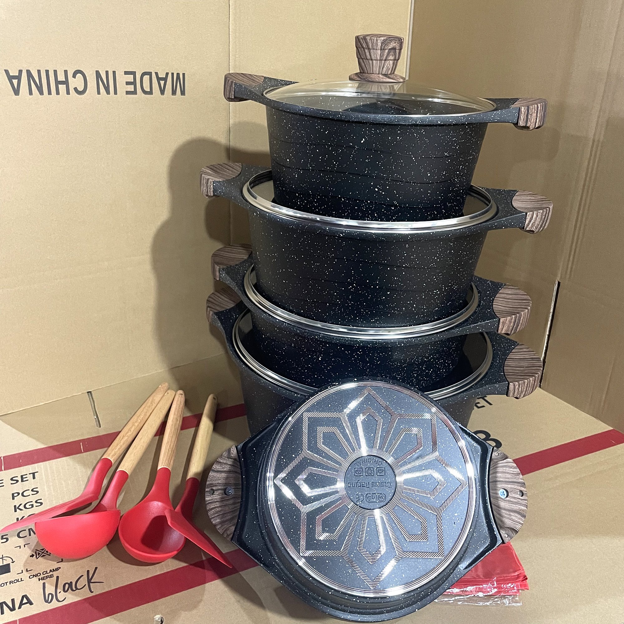 Ready Ship Stock 17pcs Soup Pot New Arrival Home Use Aluminium Alloy Wooden Handle Soup Pot Cookware Sets