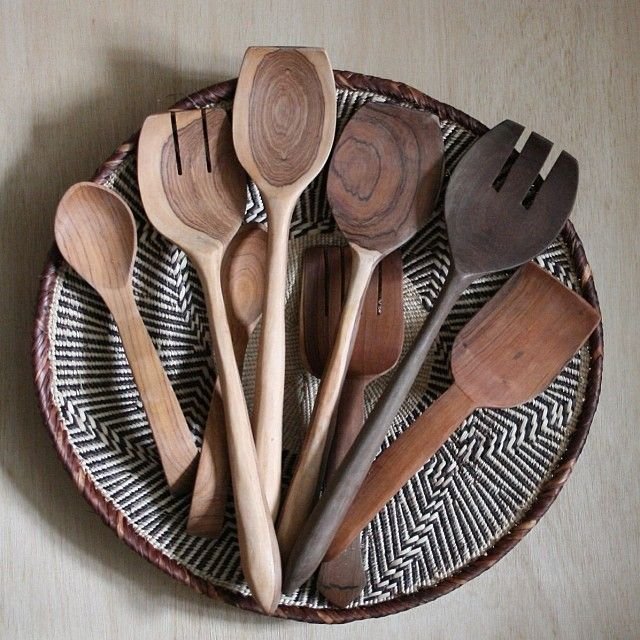 Newly Decorative item hot selling wooden spoon high quality wooden cutlery set spoon and cookware set