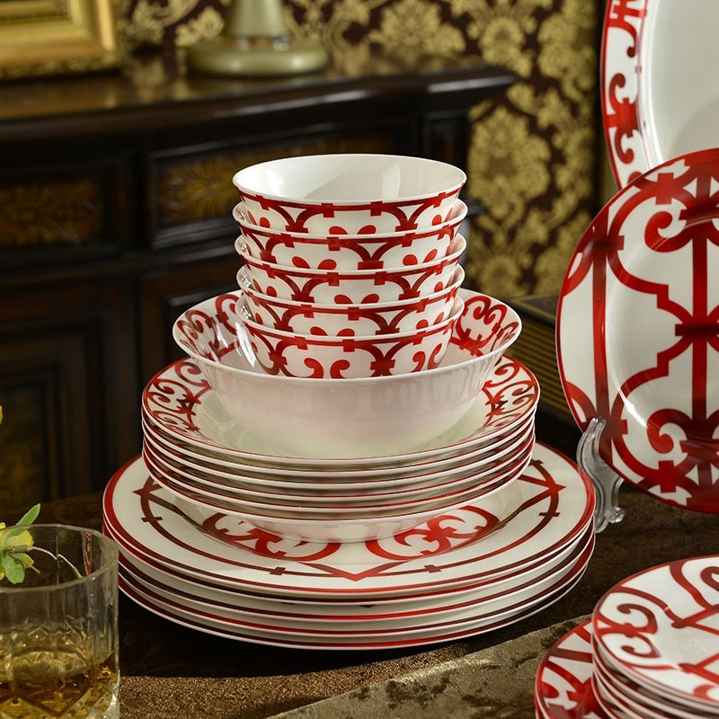 Hot Selling 58 Pcs Nordic Red Railing Patterns Paper-cut Art Dining Room Sets Porcelain Dinnerware Sets