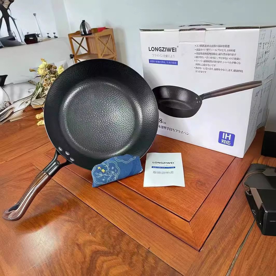 Cast Iron round Cookware Set for Home and Outdoor Kitchen Cooking for Hotels and Restaurants Includes Frying Pan and Wok Pan