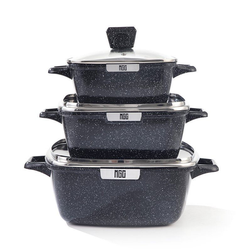 MGC Good Quality Hot Pot Set Nonstick Cookware Set Die Cast Ceramic White Metal Aluminum Customized Logo Color Box Europe