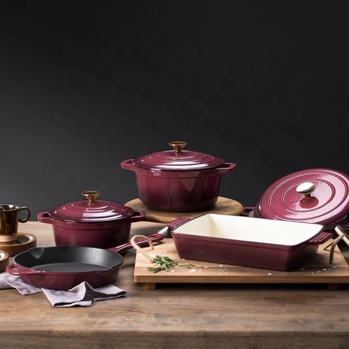 Wholesale Kitchen Products Unique Cast Iron Kitchenware Frying Skillet Casseroles Nonstick Pots And Pans Set