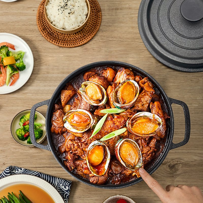 Dutch Oven Cast Iron pot with Lid 5.5 Quart Cast Iron Pot,Pre-Seasoned Dutch Oven,All-in-One Cookware Set for camping