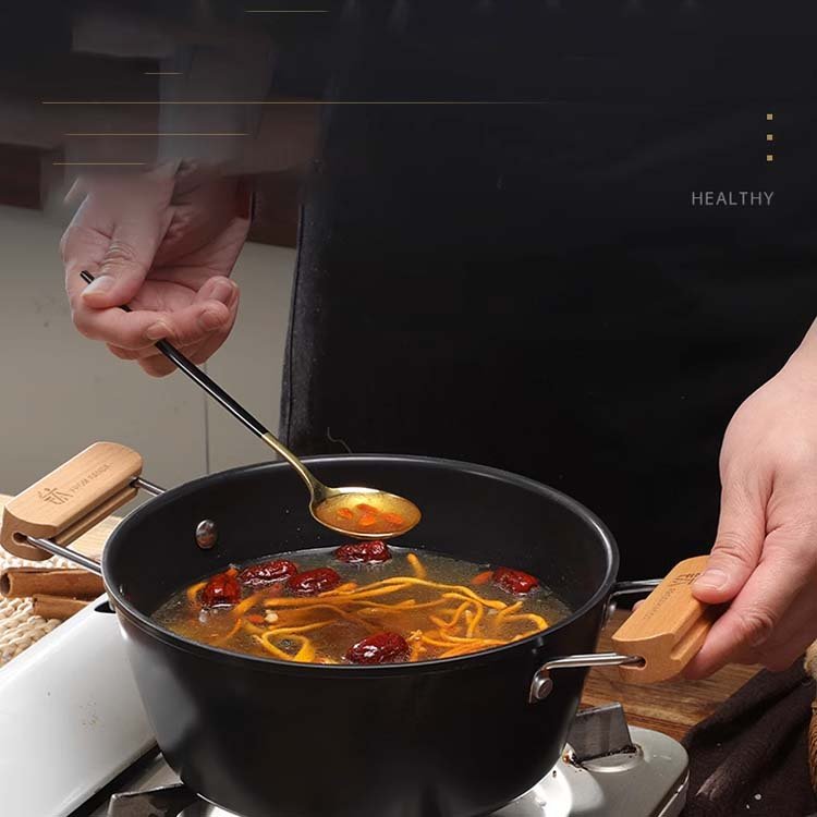 Hot Shantian titanium alloy cookware set combination soup pot frying combination household clay pot cooking