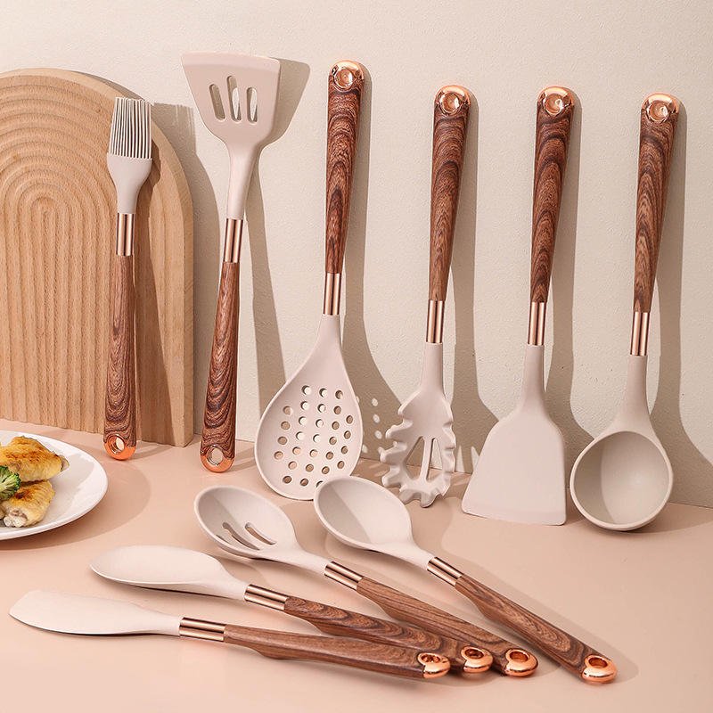 11pcs Set Spoon Spatula Non-Stick Cookware Tools Wood Storage Bucket Kitchen Silicone Cookware Set with Wooden Handle