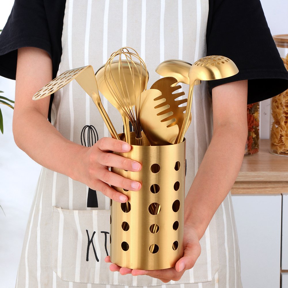 Wholesale Kitchen Utensils Chopsticks Tube Soup Ladle Colander Set Egg Stirrer Cookware Set