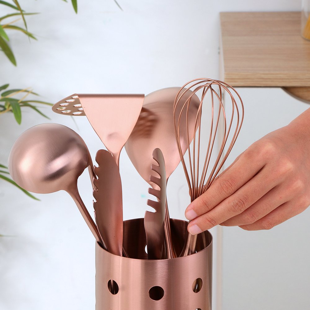 Wholesale Kitchen Utensils Chopsticks Tube Soup Ladle Colander Set Egg Stirrer Cookware Set