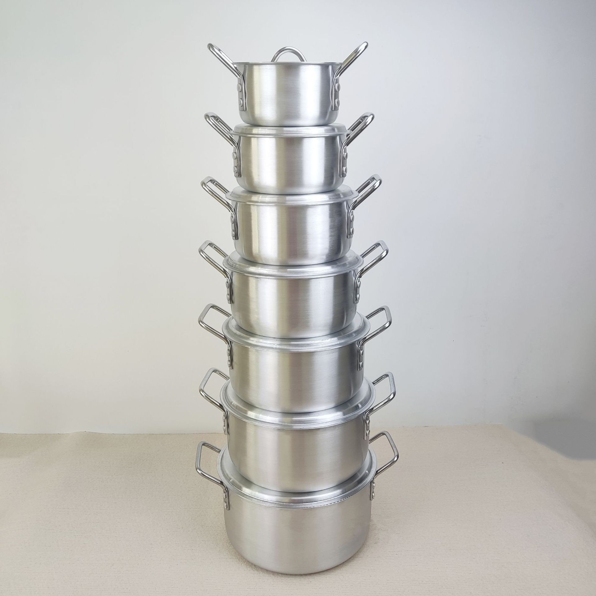 14 pcs 14 to 26cm durable aluminum cookware sets