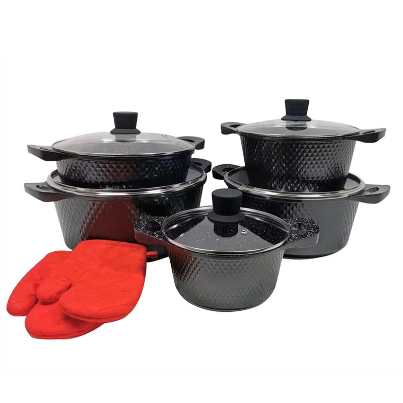 Fashion 12pcs non stick coated cookware set kitchenware set cooking pot aluminum die casting casserole