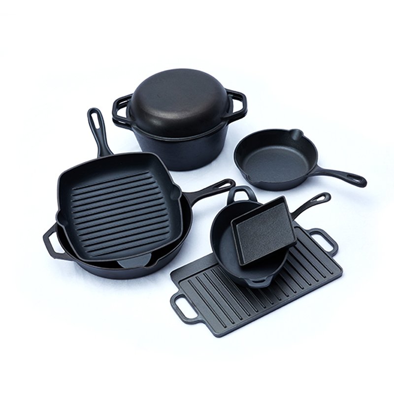 black color vegetable oil coating cast iron camping cookware