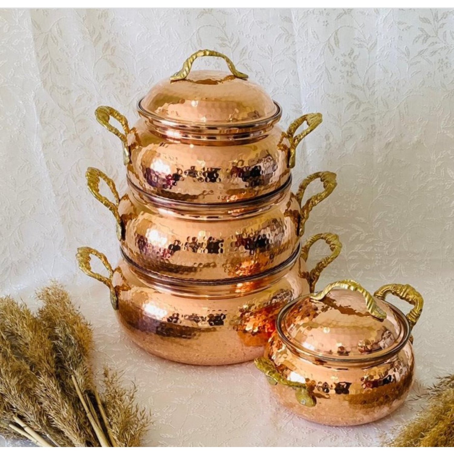 Copper Casseroles in Handmade Design with Lid Perfect for Restaurant Hotelware Food Warming and Storage