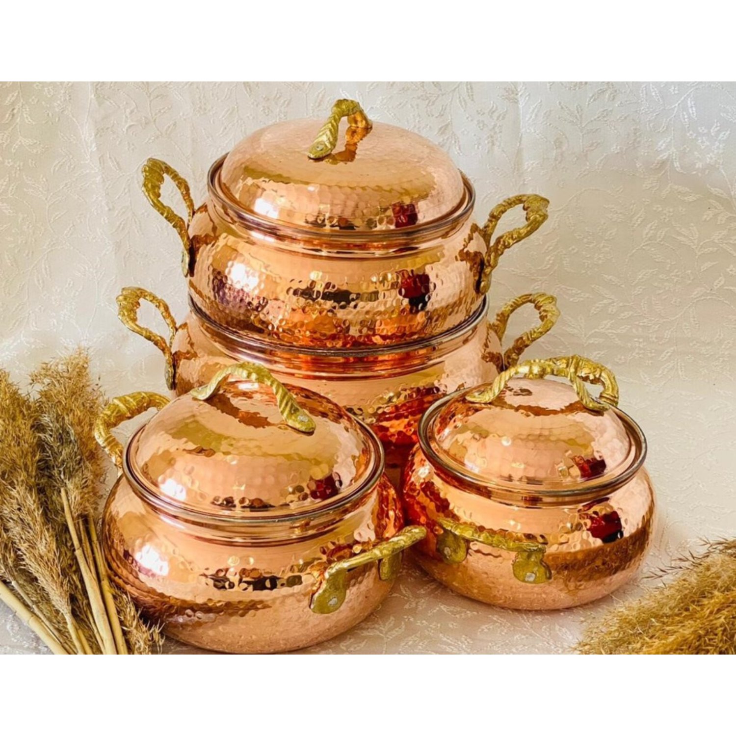 Copper Casseroles in Handmade Design with Lid Perfect for Restaurant Hotelware Food Warming and Storage