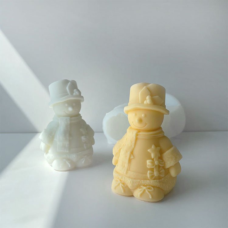 Christmas Snowman Silicone Candle Mold Scarf Santa Claus Christmas Decorations Casting Mould DIY Aromatherapy Candle Making