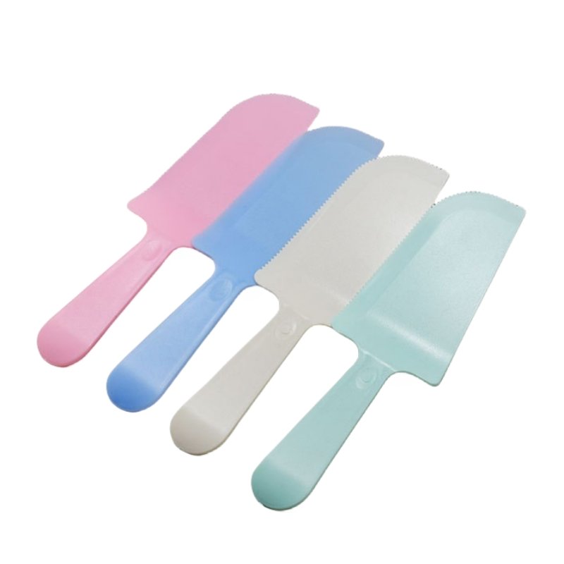 Wholesaler Birthday Party Supplies Thicken Plastic Disposable Birthday Cake Knife Birthday Cake Cutter