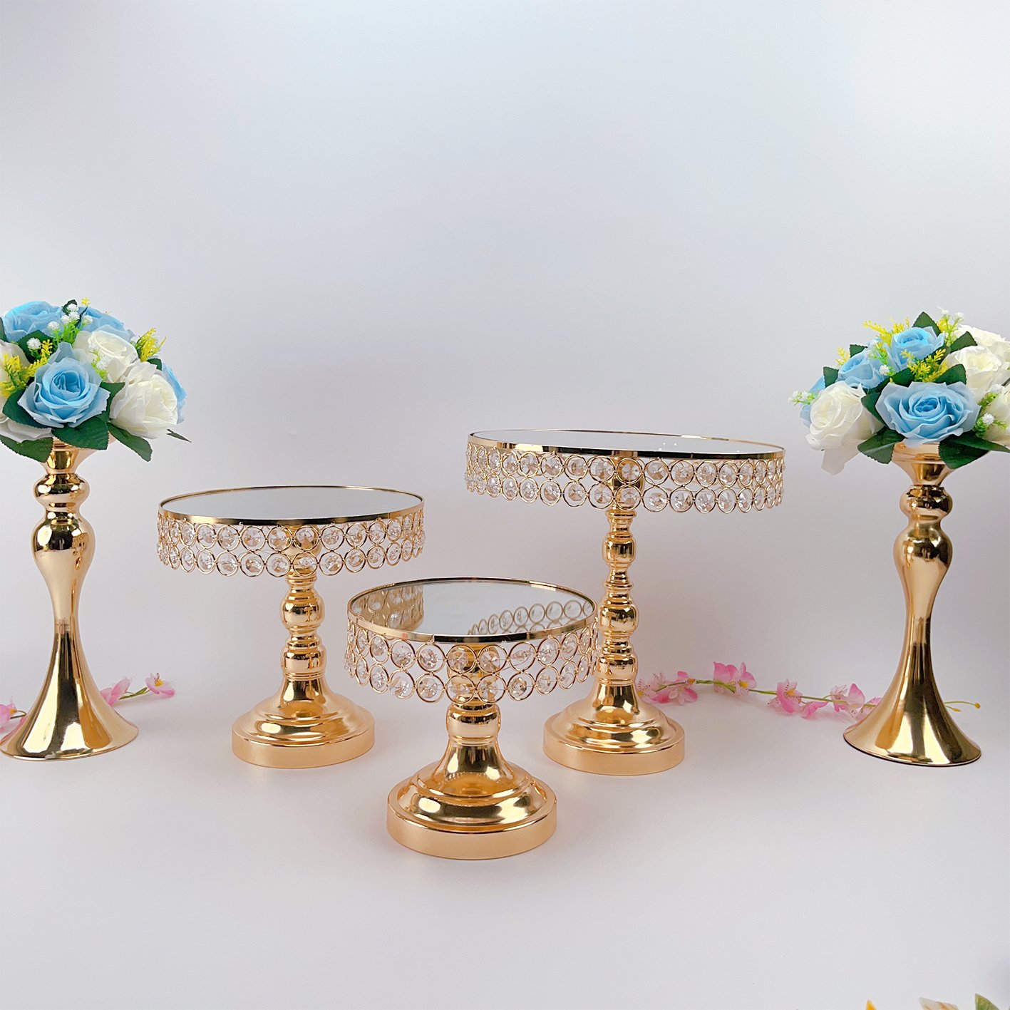 Wholesale Crystal Clear multilevel Cake Display Stands Crystal Cake Stand Riser & Wedding Centerpieces