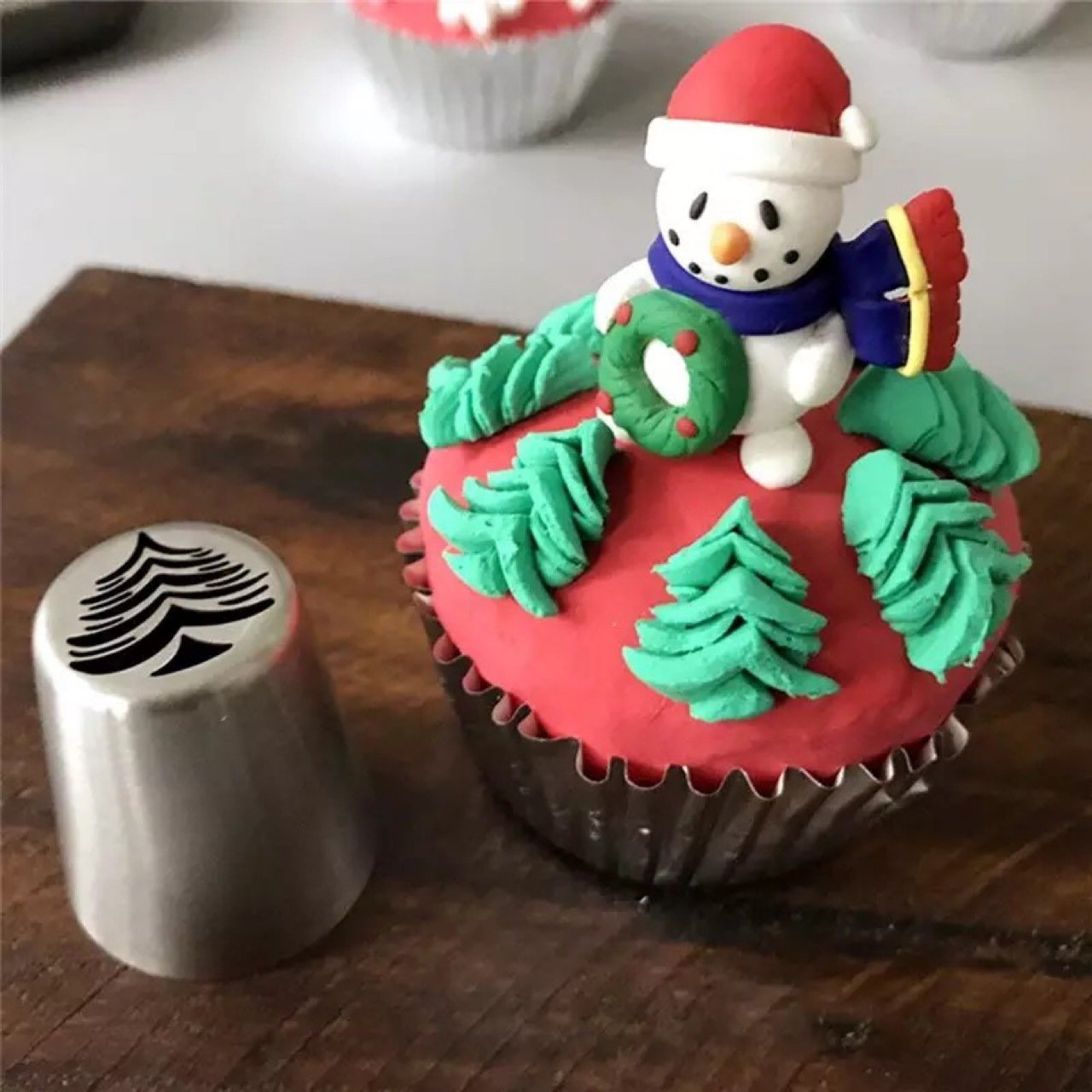 Piping Tips Cake Decorating Supplies Kit Baking Supplies Cupcake Tips for Baking Decorating Cake christmas decoration