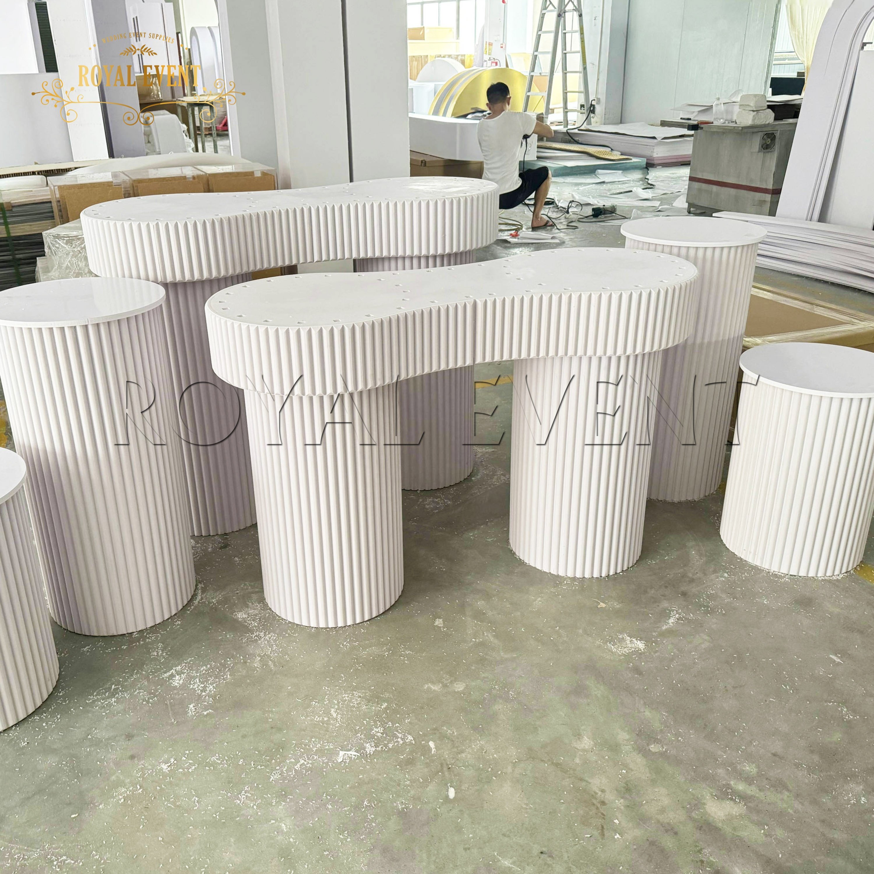 Latest Design PVC Wedding Event Decoration Reception Table Church Pulpit Wedding Party Cake Table For Sale