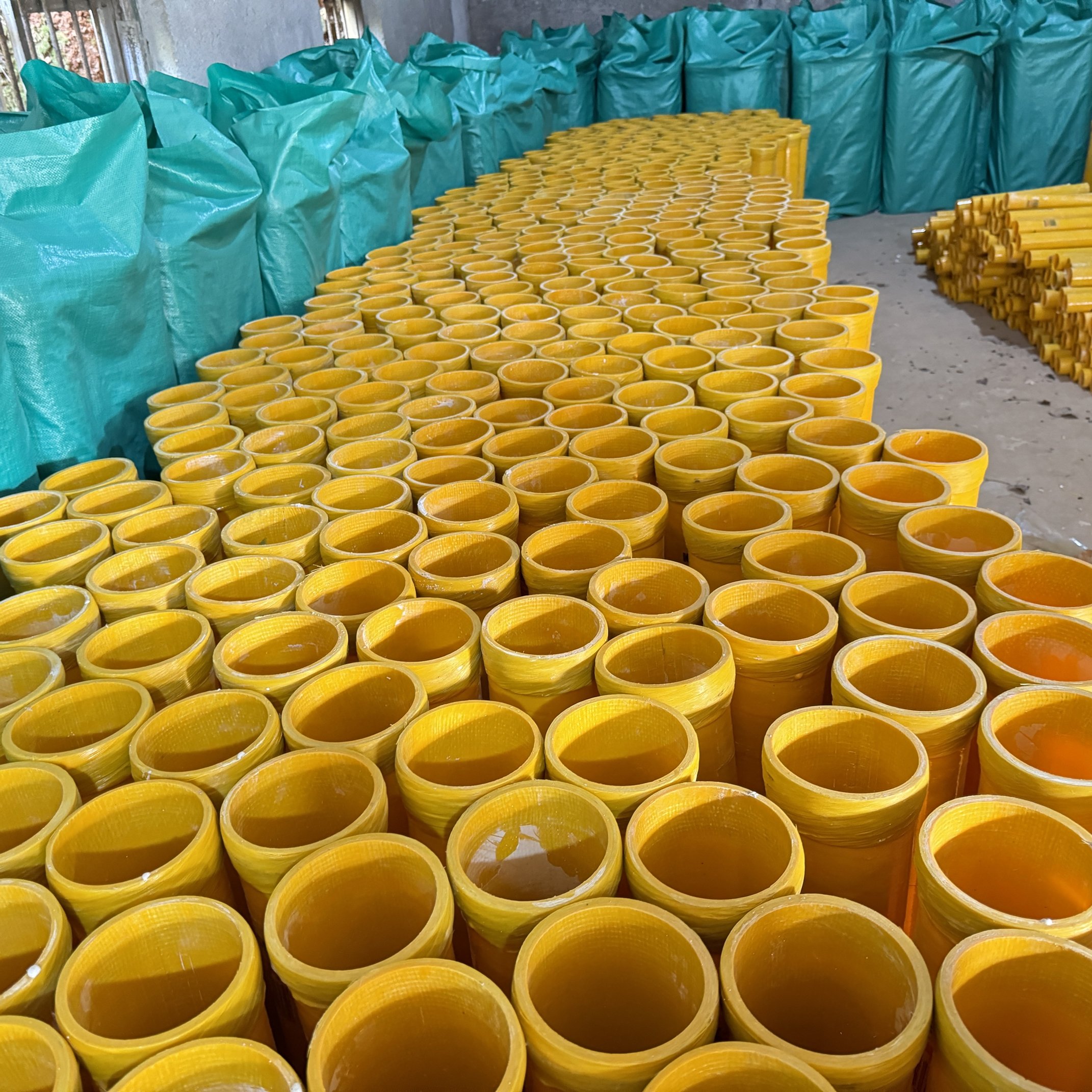hot sale fiberglass firework cake or display shell fireworks 4 inches mortar tubes for Parties