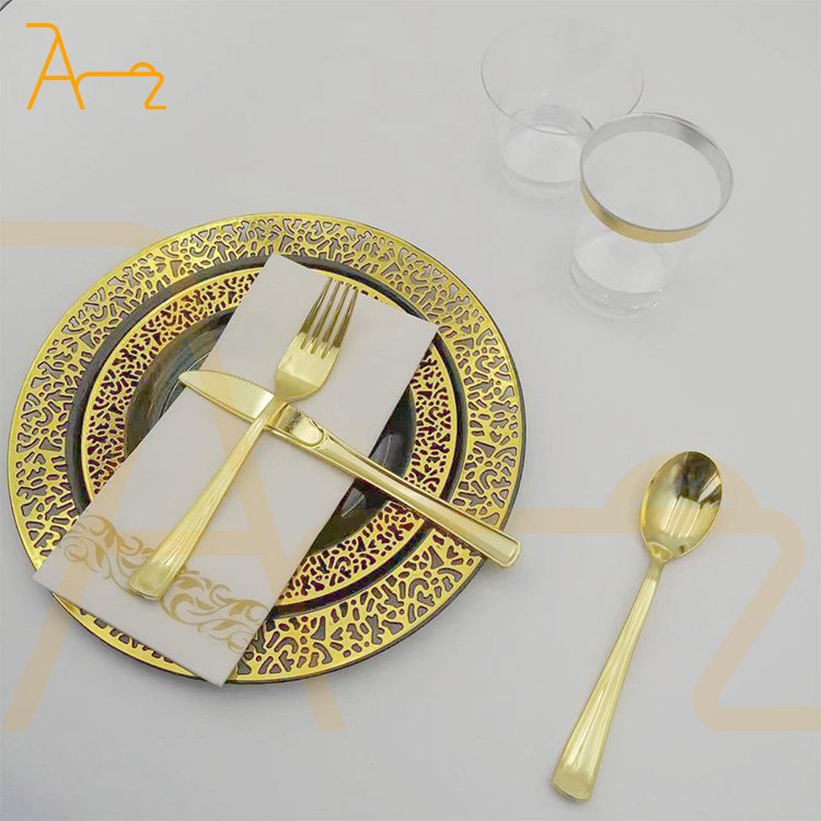 Custom luxury black gold rim plastic plates sets cake dessert dinner wedding party round disposable plates in bulk