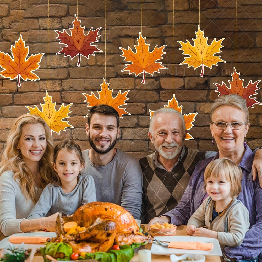 Hot Sale Thanksgiving Day Fall Hanging String Garlands Maple Leaf Garland Autumn Decorations for Home Kitchen Wall hanging sign