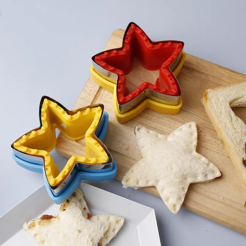 Egg Shapes Bread Sandwich Decruster Press Mold DIY Pancake Maker Cookie Cutter And Sealer For Kids Bento Box Decoration