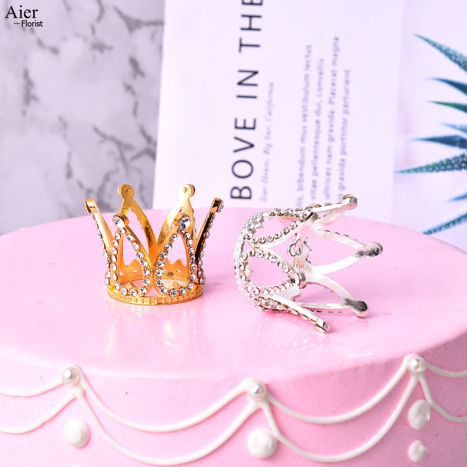 Aierflorist Gold Mini Crown Cake Topper Crystal Pearl Rhinestone Bridal Baby Tiaras Round Heart Decoration Kids Birthday Party