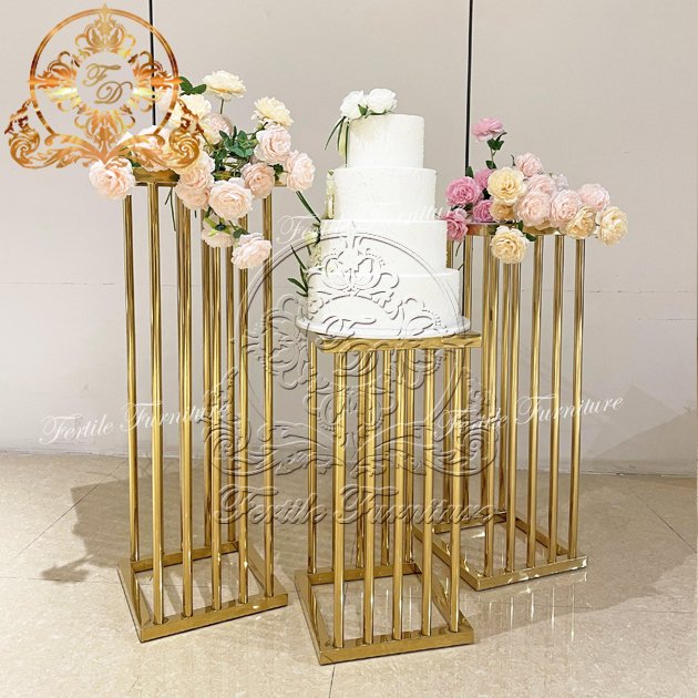 Square Stainless Steel Wedding Pillar Cake Table For Party Event